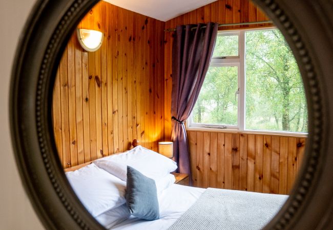 Chalet in Drumnadrochit - Thistle Cabin at Ancarraig Lodges, Loch Ness Chalet in Drumnadrochit - Thistle Cabin at Ancarraig Lodges, Loch Ness