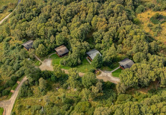 Chalet in Drumnadrochit - The Wood Hatch Cabin at Ancarraig Lodges, Loch Ness