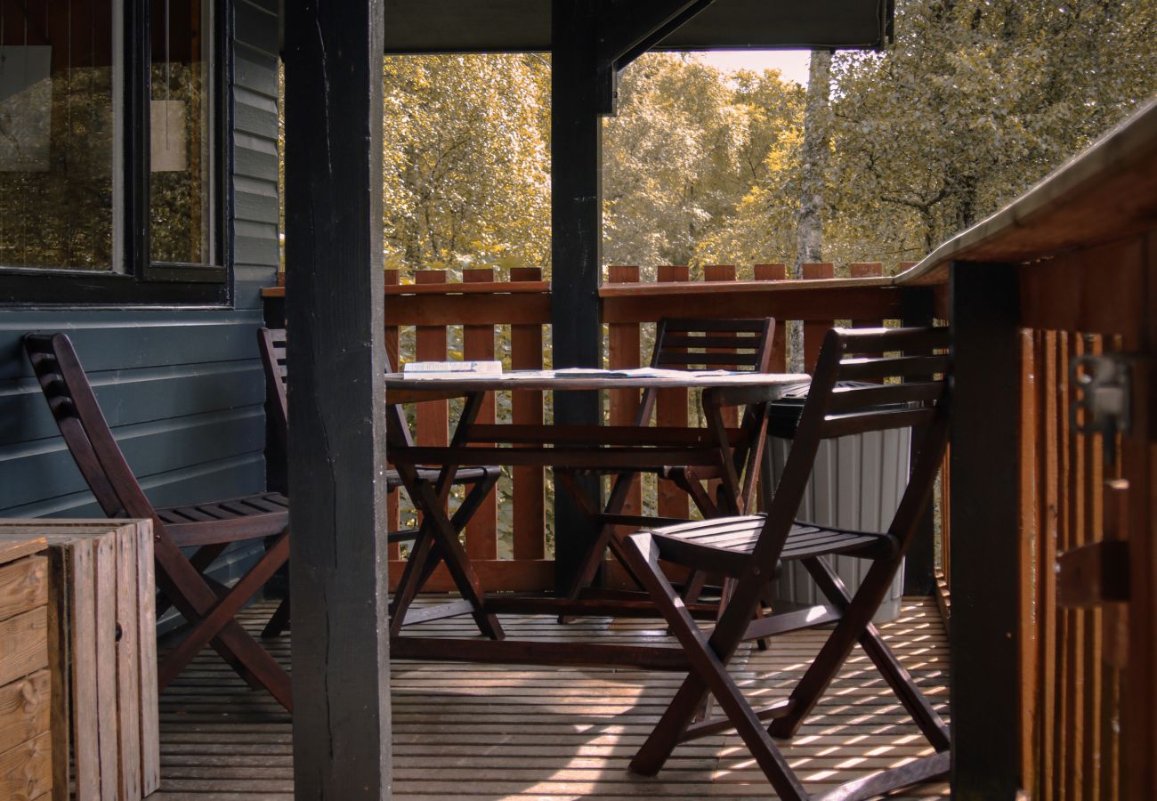 Chalet in Drumnadrochit - The Wood Hatch Cabin at Ancarraig Lodges, Loch Ness