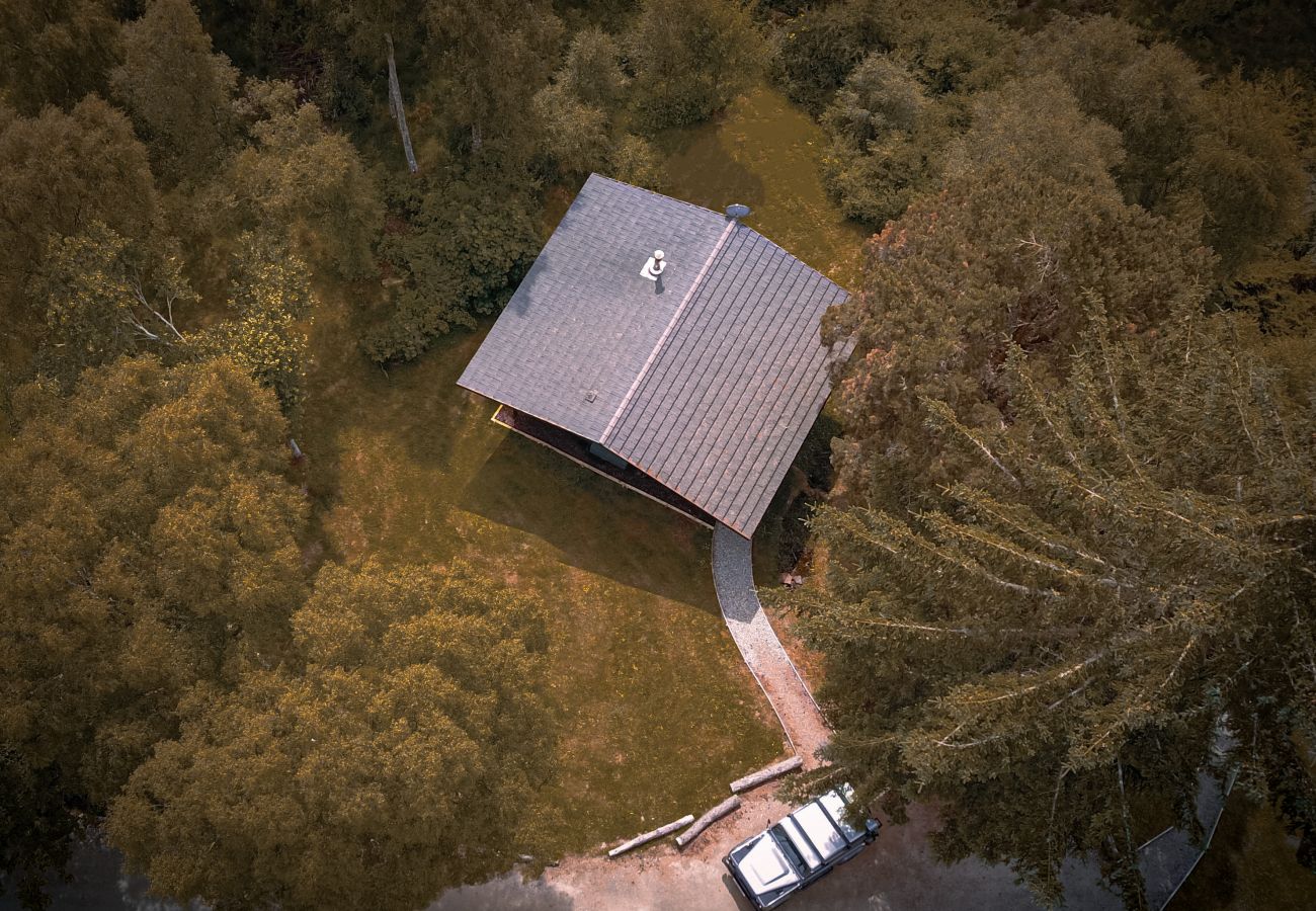 Chalet in Drumnadrochit - The Wood Hatch Cabin at Ancarraig Lodges, Loch Ness