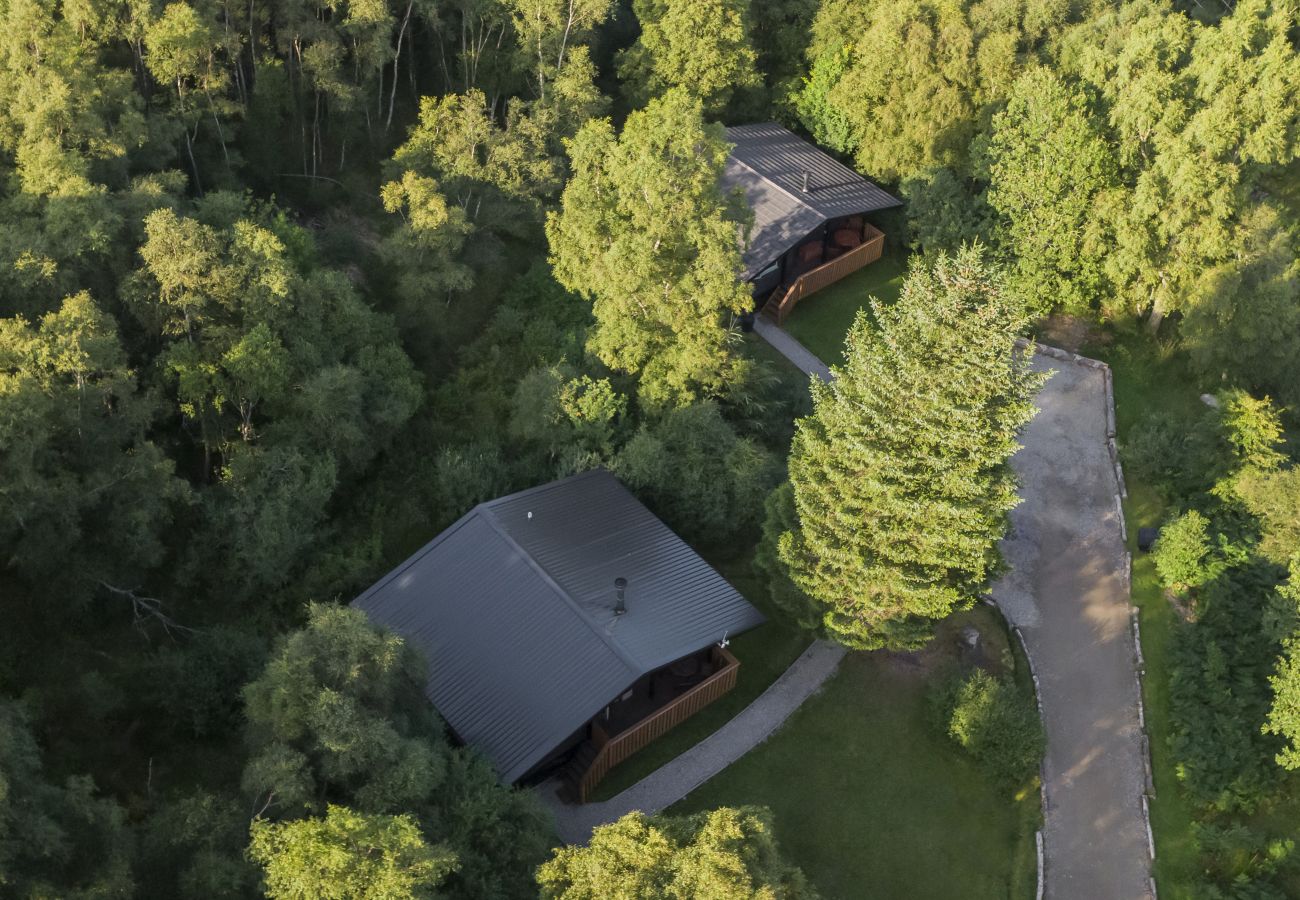 Chalet in Drumnadrochit - The Wood Hatch Cabin at Ancarraig Lodges, Loch Ness